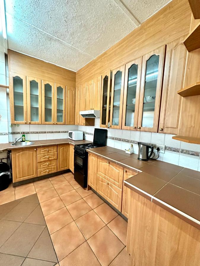 Blue Lantern Bed And Breakfast Kempton Park Extérieur photo