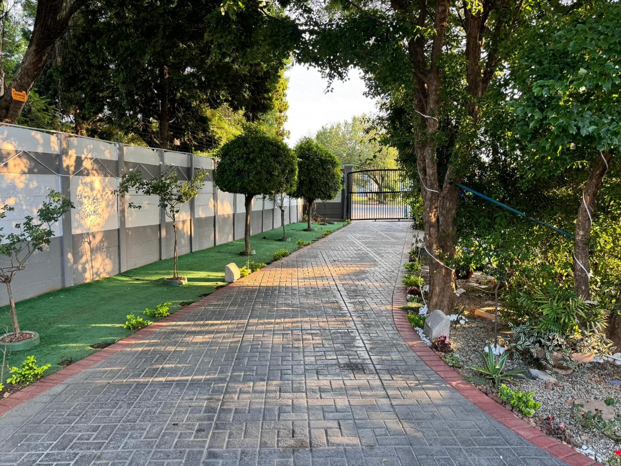 Blue Lantern Bed And Breakfast Kempton Park Extérieur photo