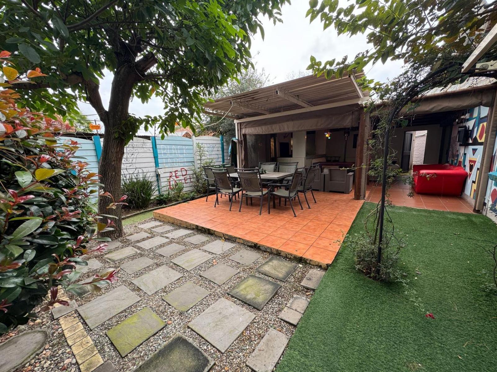 Blue Lantern Bed And Breakfast Kempton Park Extérieur photo